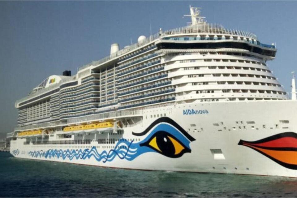 Le paquebot de croisire AIDAnova repointe dj le bout de son nez